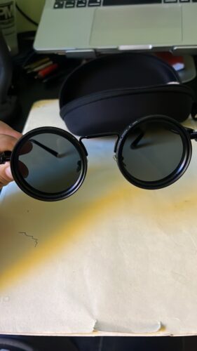 Fashionable Adjustable Sunglasses: Suitable for retro punk parties, sunshade, sun protection and festivals like Easter, graduation season, Halloween and Christmas. With aluminum-magnesium lenses, alloy frames, a glasses case and a lens cloth. photo review